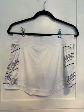 Callaway skort with Black Wave Accent